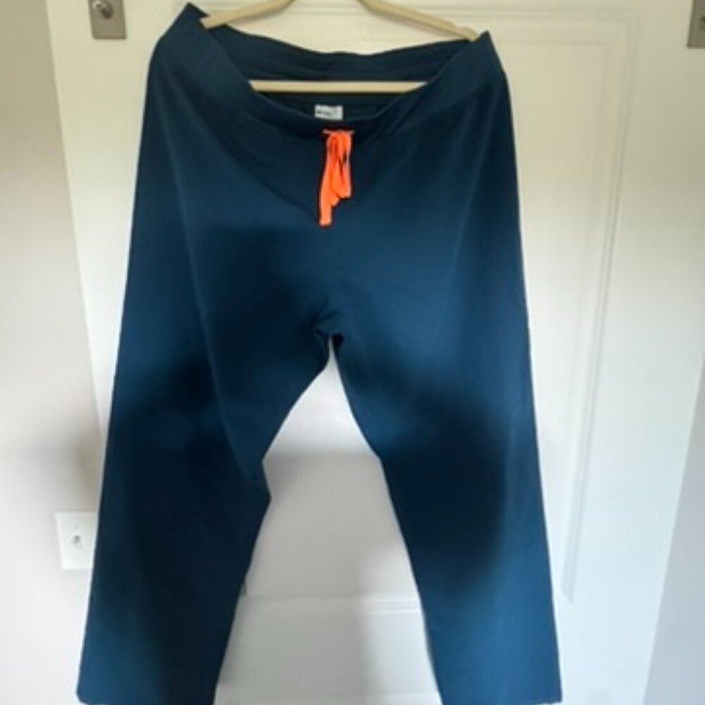 Figs Livingston Basic Scrub Pants